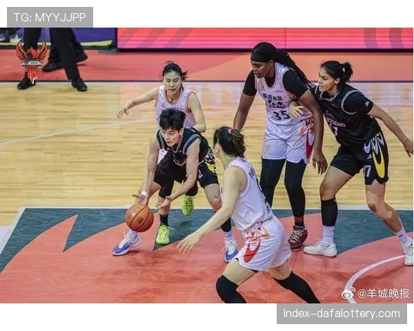广东女篮保持核心阵容 季前赛展现卫冕冠军稳定性