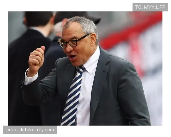 深圳从鱼腩到黑马逆袭 防守强度提升成关键